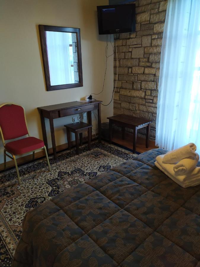 Hotel Aggelon Katafygio Asprangeloi Exterior foto